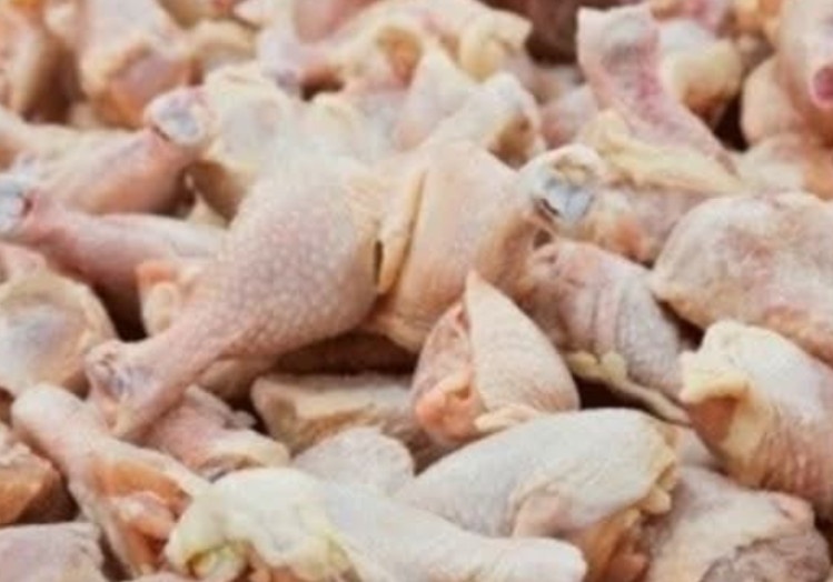 Koliko dugo piletina smije da stoji u frižideru, a koliko u zamrzivaču? Odgovor će vas iznenaditi - featured image