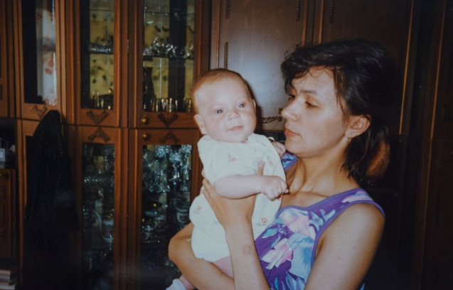 Žena je na stepeništu podruma našla bebu i dala joj ime Marina: Nakon 60 godina saznala je strašnu istinu - featured image