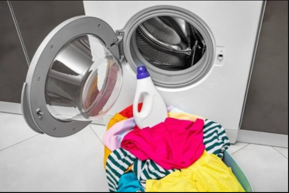 ŽENA OTKRILA TAJNO DUGME NA VEŠ MAŠINI KOJE POKREĆE PROGRAM SUŠENJA: Svaka domaćica će joj biti ZAHVALNA (VIDEO) - featured image