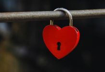 SVE SE VRAĆA NA STARO, ALI OVAJ PUT POSTAJE MNOGO BOLJE: OVIM znacima BIVŠI PARTNER pruža ruku pomirenja i oni odlučuju da je prihvate!